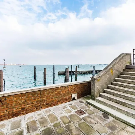 Laguna View Apartment Venice